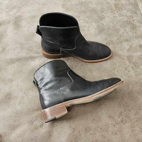 VIA SPIGA Baxter Leather Ankle Boots - Picture 3 of 10